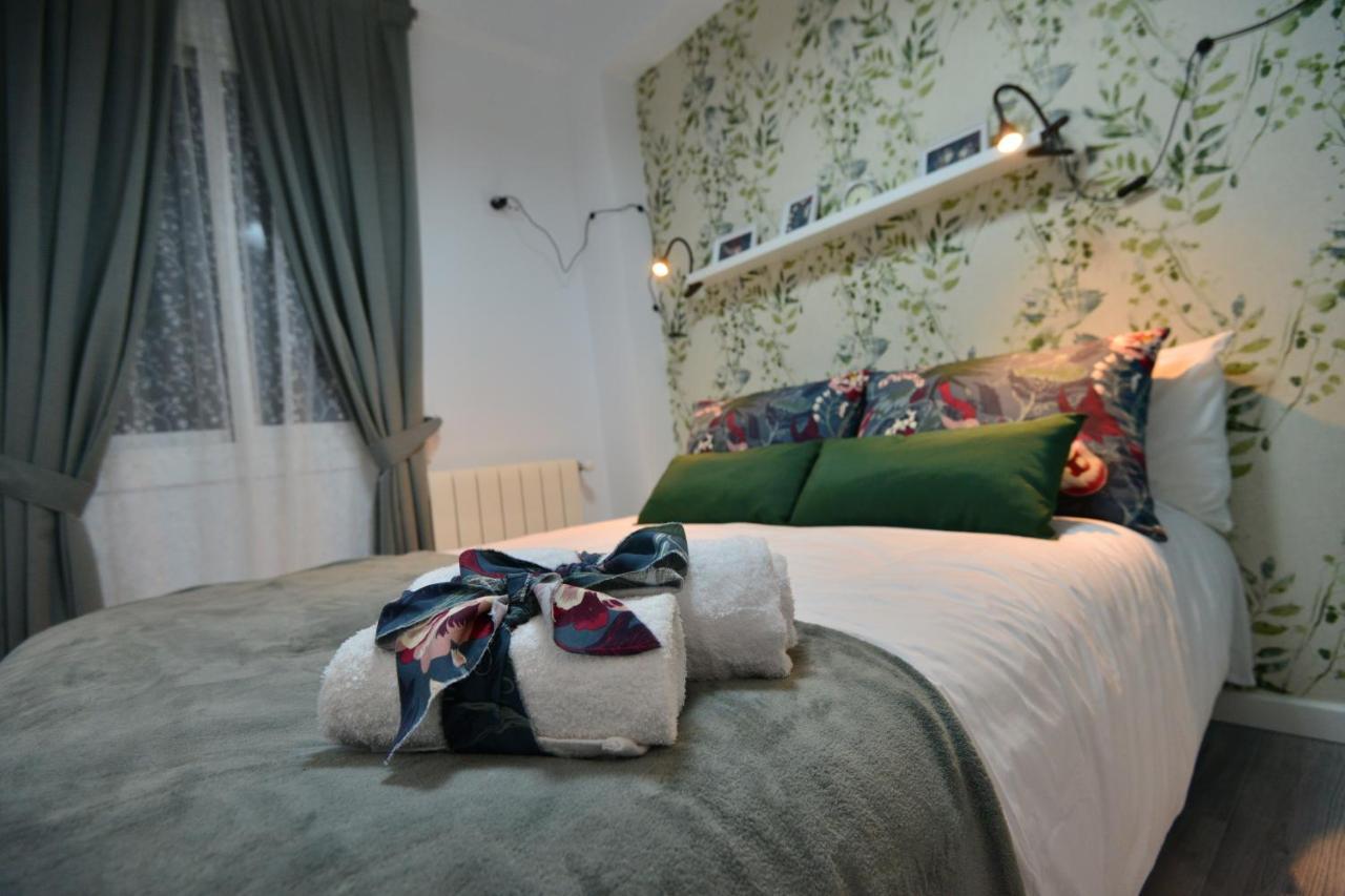 סנטיאגו דה קומפוסטלה Apartamento Escalinata Triacastela מראה חיצוני תמונה